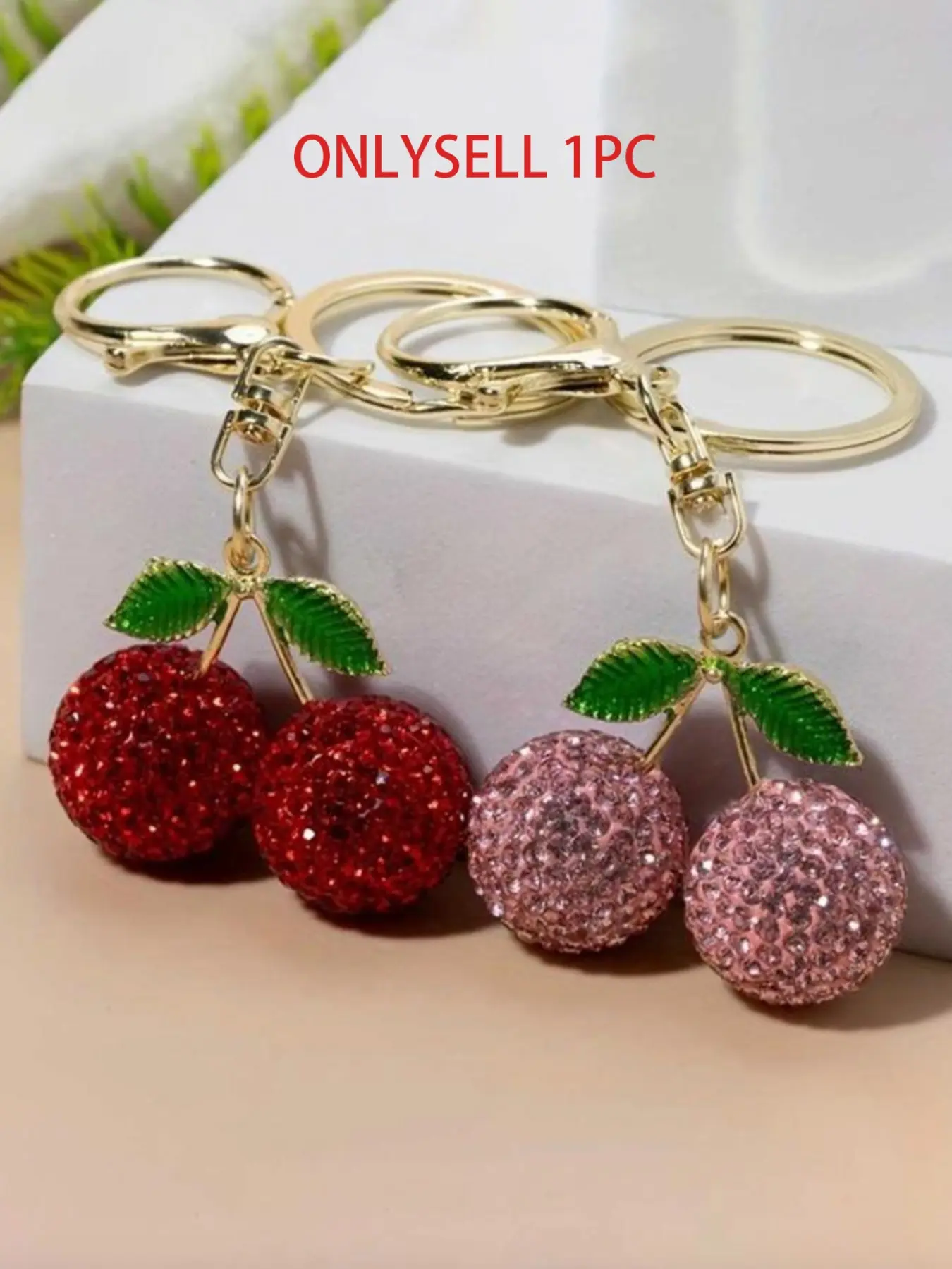 Cute Rhinestone Cherry Keychain with Red & Pink Glitter-Studded Cherry Pendant Women's Cherry Keyring Rhinestone Fruit Charms Bag Keychain Backpack Handbag Bag Chain Accessory Jewelry Valentine's Day Gift, Keychain for bags, Bling Bling Keychains