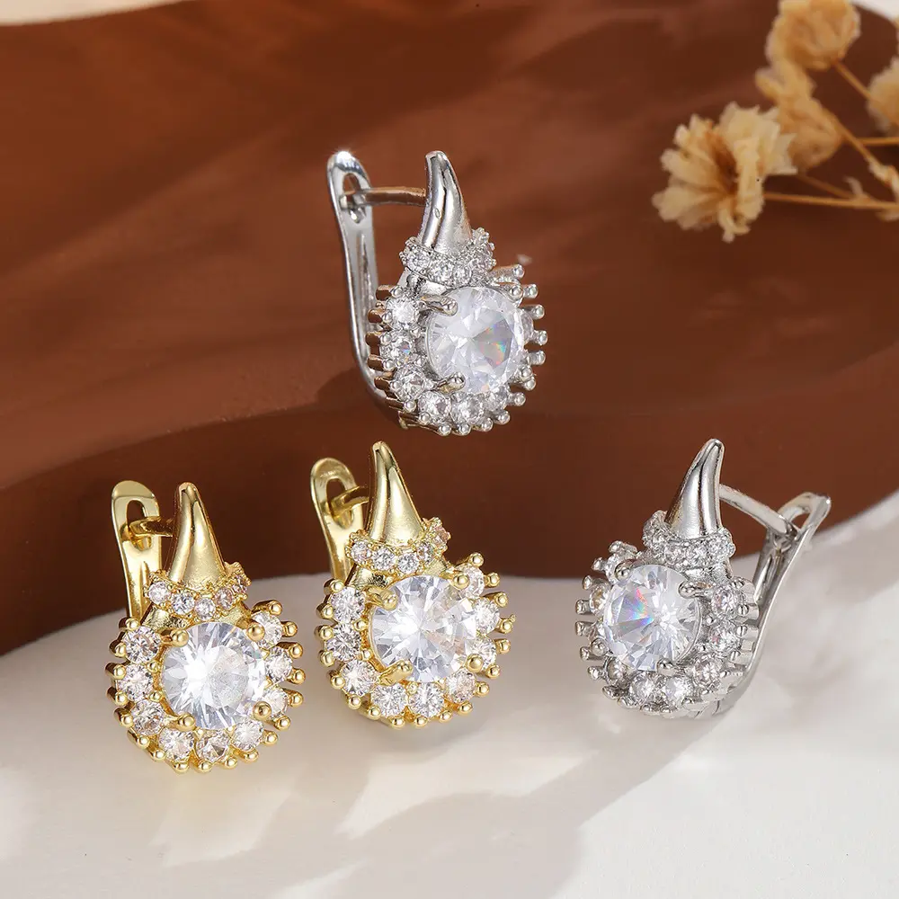 Vintage Sunburst Leverback Cubic Zirconia Earrings - Iced Out Halo Drop, Hypoallergenic Gold Silver Bridal Jewelry, Tarnish-Free Wedding Prom Accessory, Earrings For Women, 2Pcs