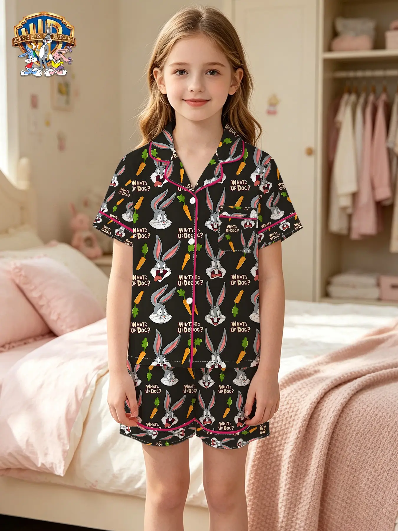 Warner Bros. Official Looney Tunes Bugs Bunny Kids Sleepwear Set, Loose-Fit Casual Pajamas with Carrot Print, Clothing