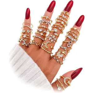 Knuckle Stacking Rings Set for Women, Boho Dainty Sparkle Crystal Rhinestone Moon Star Rings Sets, Vintage Joint Rings Pack Jewelry Gift for Her