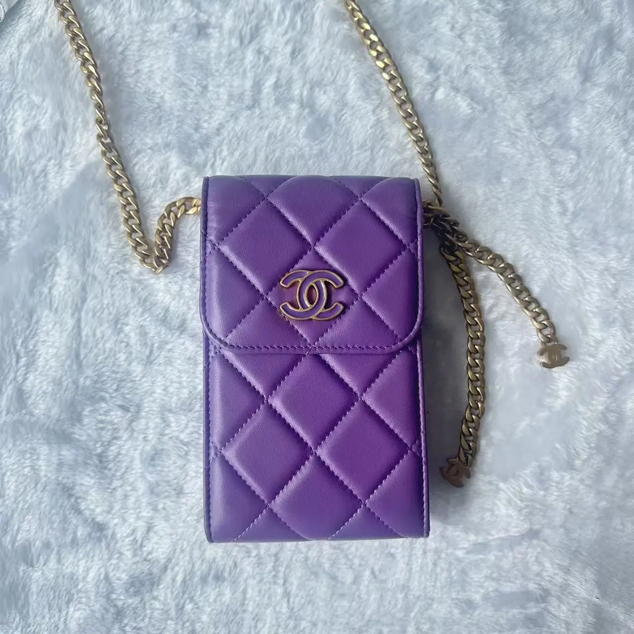 Pre-owned Chanel Purple Crossbody Bag with Golden Hardware Item SN001, Date 26.06.03, Pre Loved Luxury Crossbody Bags