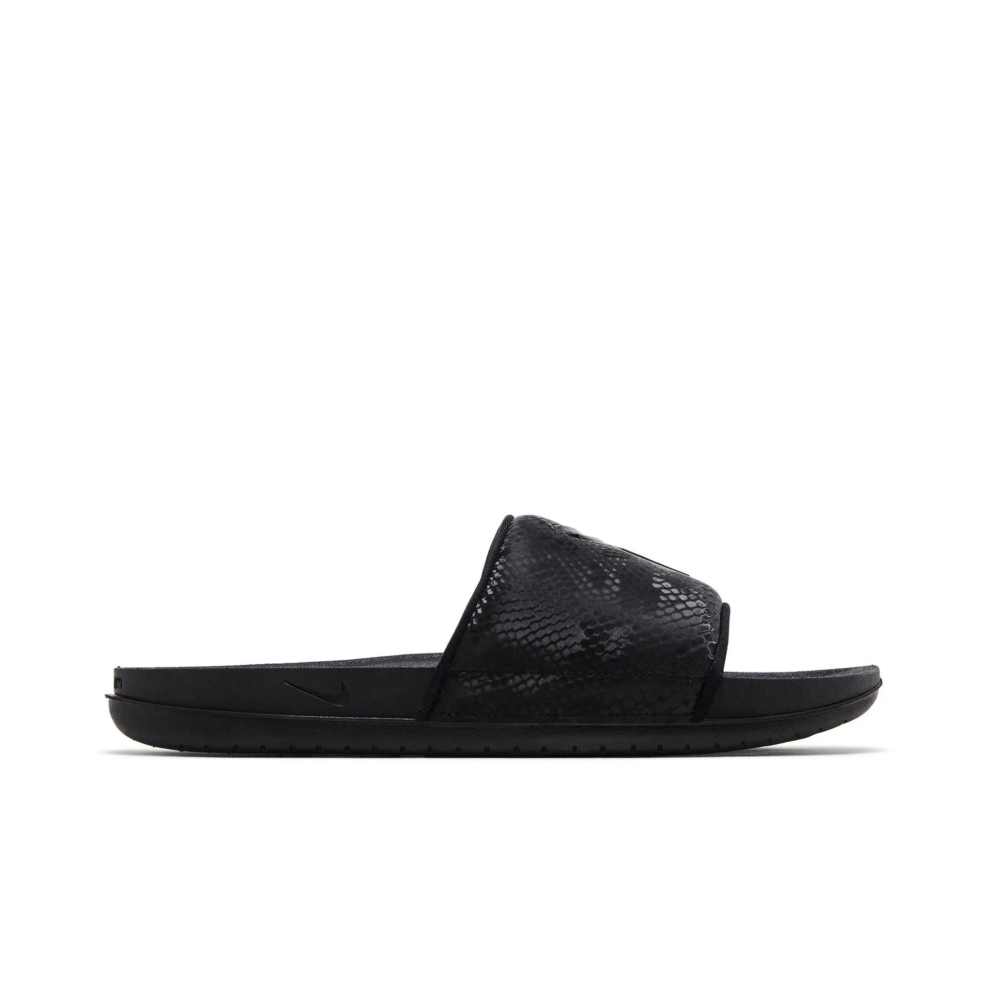 Kobe Bryant x Nike Offcourt Slide 'Triple Black' (Unisex) Black/Black flip-flops IF2870 001
