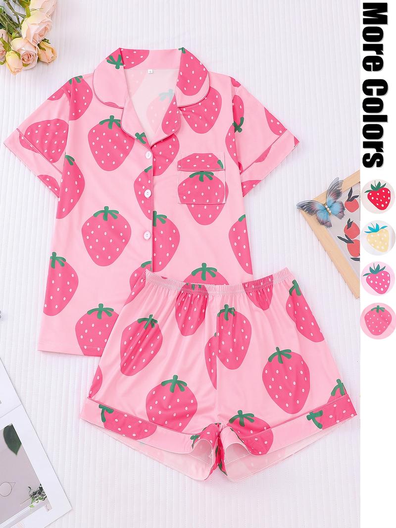 Women's All Over Strawberry Print Short Sleeve Pajama Two-Piece Set, Regular Fit Comfy Button Front Chest Pocket Lapel Neck Top & Elastic Waist Shorts, Sleepwear for All Seasons, Nightwear Sleepwear Homewear