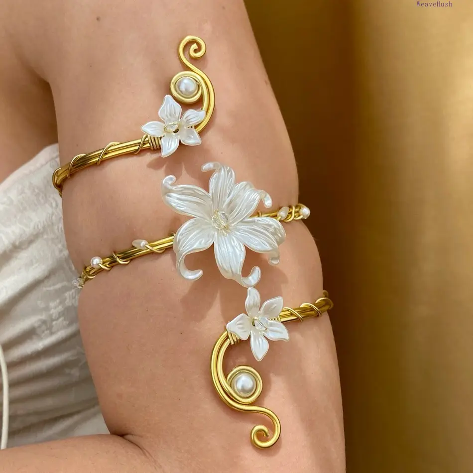 Women's Statement Arm Cuff with Oversized Floral Cutout, Chunky Metal Jewelry for Parties, Beach, and Evening Events, Party, Bag Accessories, Fashionable Bracelet Style, Aesthetic Jewelry, Chunky Jewelry