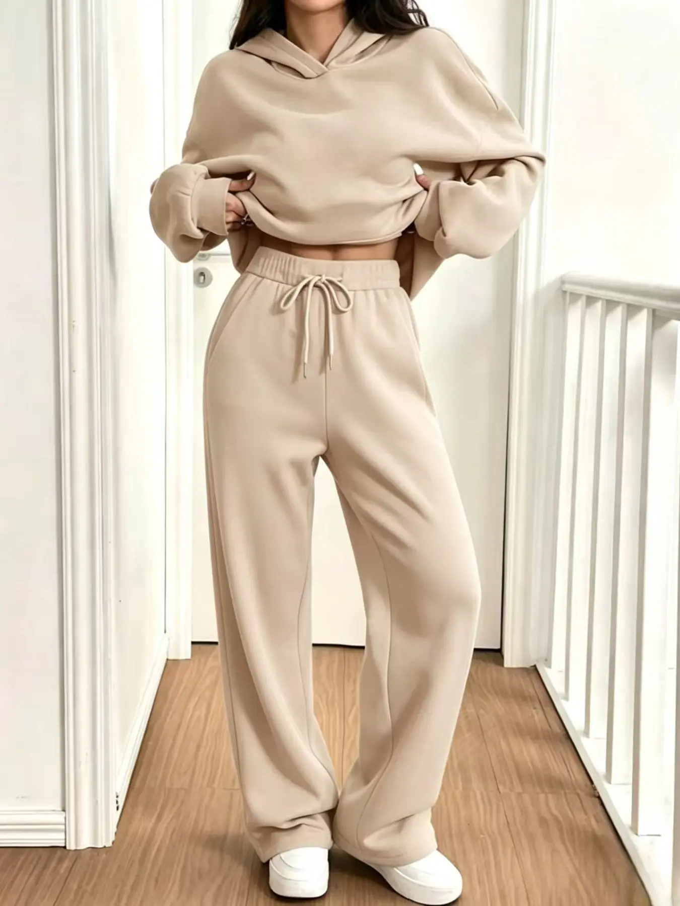 Women's Fall Winter Casual Hooded Sweatshirt Set, Loose Long Sleeve Top with Drawstring Pockets, Straight Leg Pants, Adult Sportswear, Athleisure Wear Set