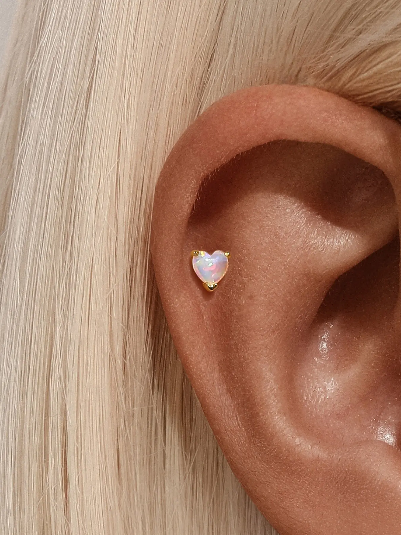 1pc 925 Sterling Silver Opal Heart Stud Flatback Earrings for Sensitive Ears Hypoallergenic Cartilage Earrings for Women Flat Back Cartilage Earring Tragus Conch Helix Piercing Jewelry