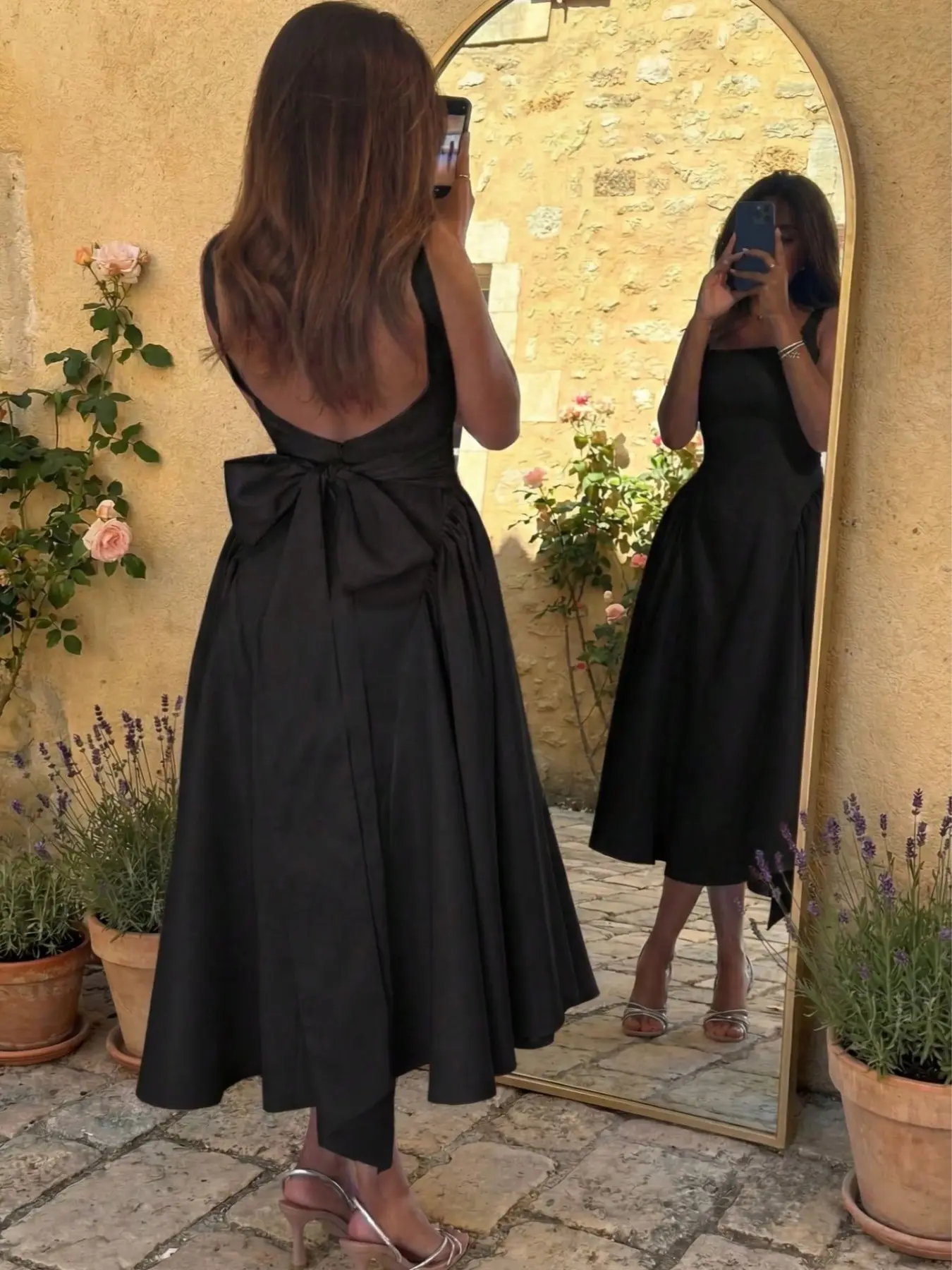 Elegant Waist-Cropped Halter Skirt Dress, Elegance, Sweet Monochrome Date Dress, Unique French Style, french influence, Chic, Back Bow Design, Women's Fashion