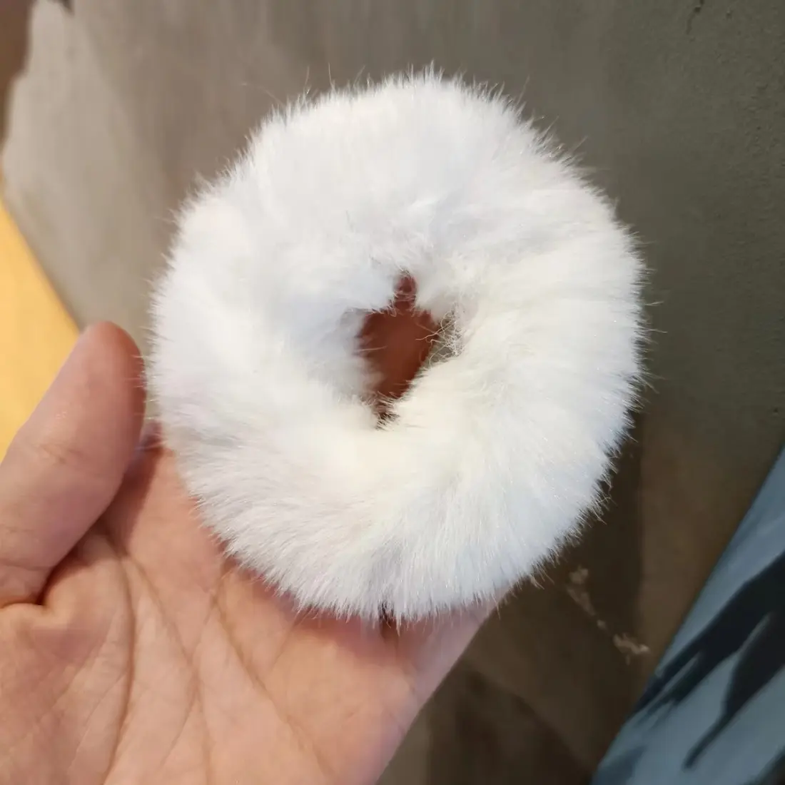 Fluffy Faux Fur Scrunchie for Women & Girls, Cute Plush Hair Tie, Soft Girl Coquette Ponytail Holder, Stretchy Hair Accessory for Winter Outfits, Daily Wear, School & Holiday Gifts