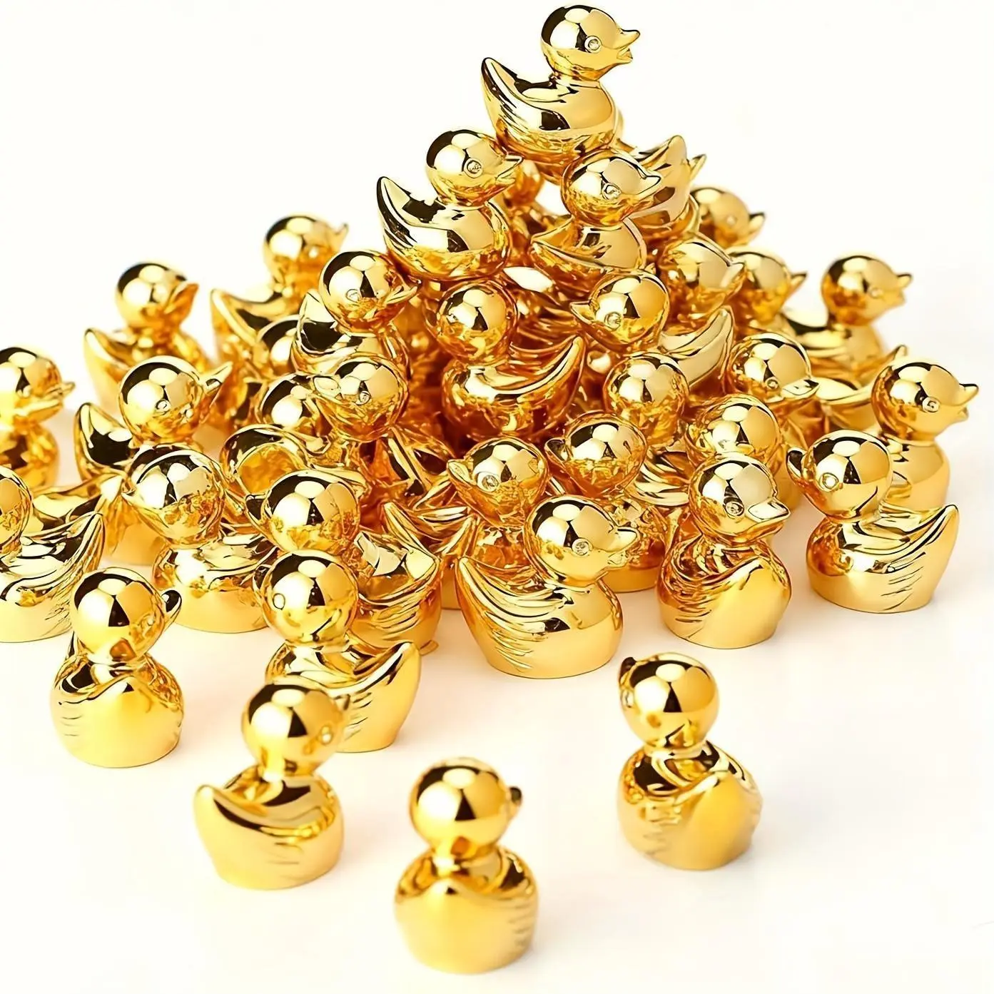 20 Pcs Mini Duck Figurines, Tiny Duckling Miniatures, Decorative Ornaments for Dollhouse, Fairy Garden Decor, DIY Crafts, Party Favors, Gift Supplies