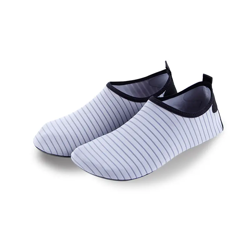 Wading men's and women's beach shoes and socks snorkeling shoes diving shoes swimming shoes soft-soled skin shoes Quick-Dry Slip-On Water Shoes women