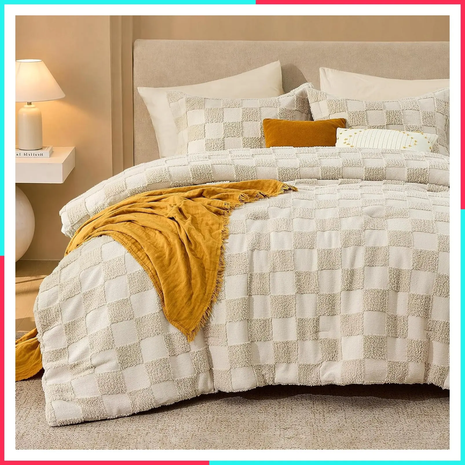 Checkered Comforter Queen Set, 3-Piece Boho Tufted Bedding, Beige