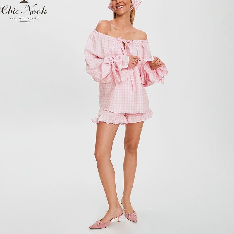 Women Fashion Plaid Outfit, Long Sleeve Tie-up Crew Neck T-shirt And Elastic Waist Shorts Summer Outfit