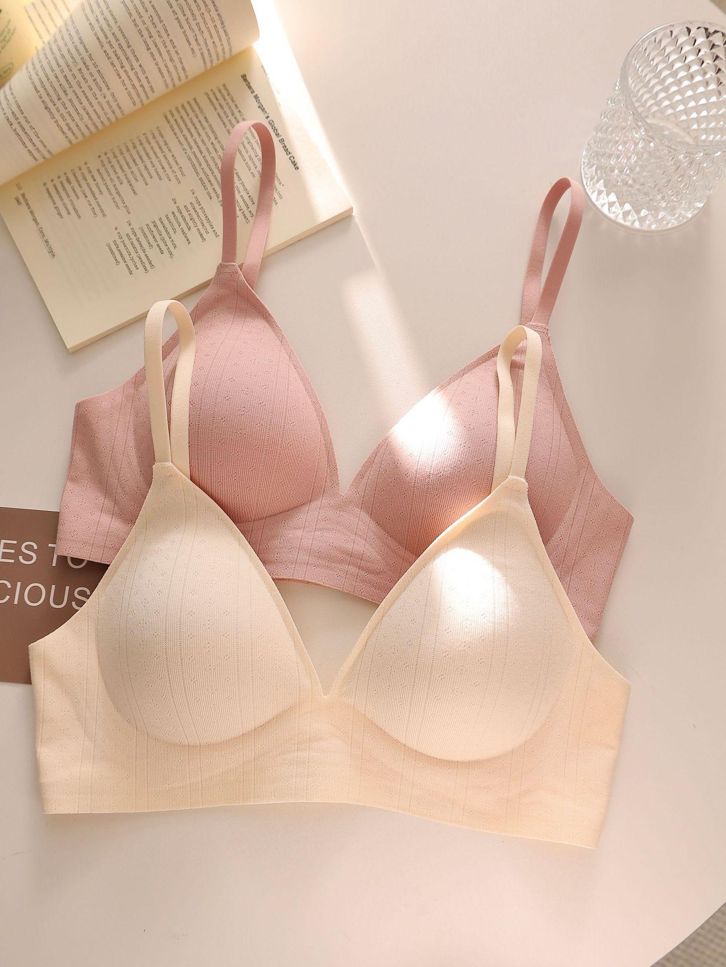 Girly Concept Soufflé Breathable Triangle Cup Bra Wireless Push-Up Comfortable Anti-Sagging Bra OB113
