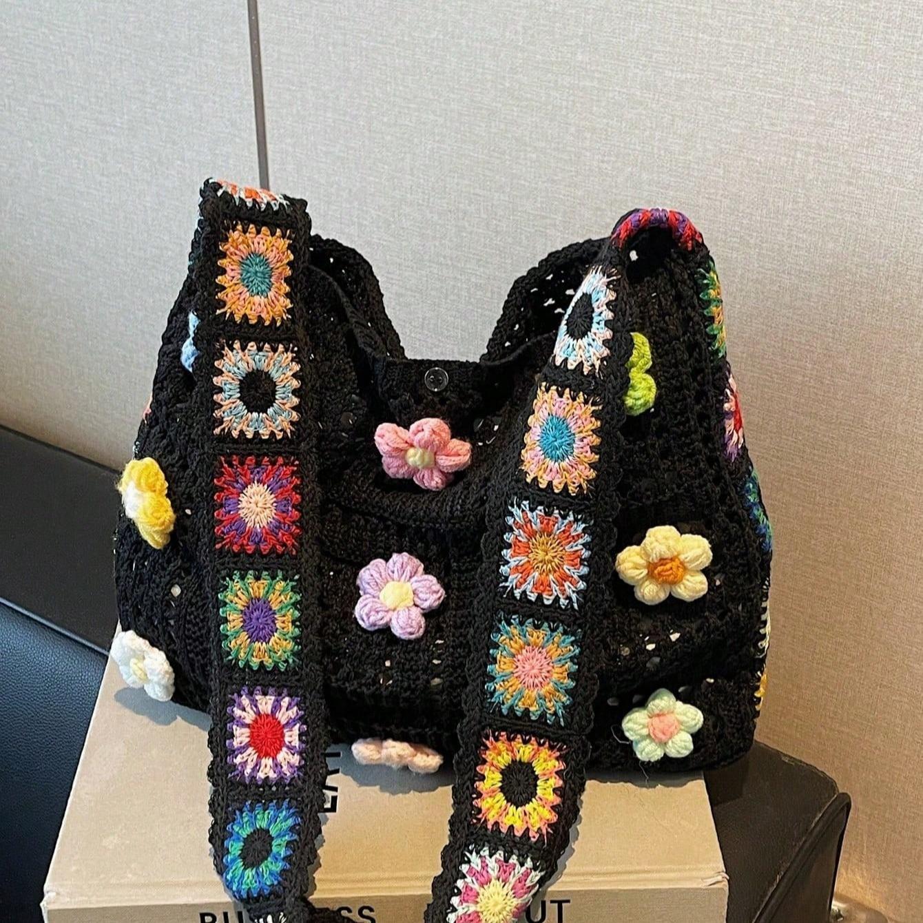 Bohemian Hollow-Out Floral Crossbody Bag for Women, Casual Hollow-Out Design Women Tote Shoulder Bag Handbag (Flower/Strap Pattern Random)