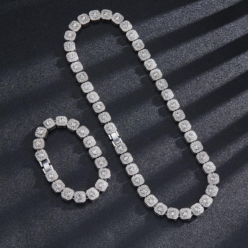 Men Hip Hop Necklace Iced Out Cuban Link Chain Bling Diamond Necklace Gold Tone Miami Cuban Chain Full Rhinestone HipHop Jewelry Rapper Accessories Streetwear Chains for Men