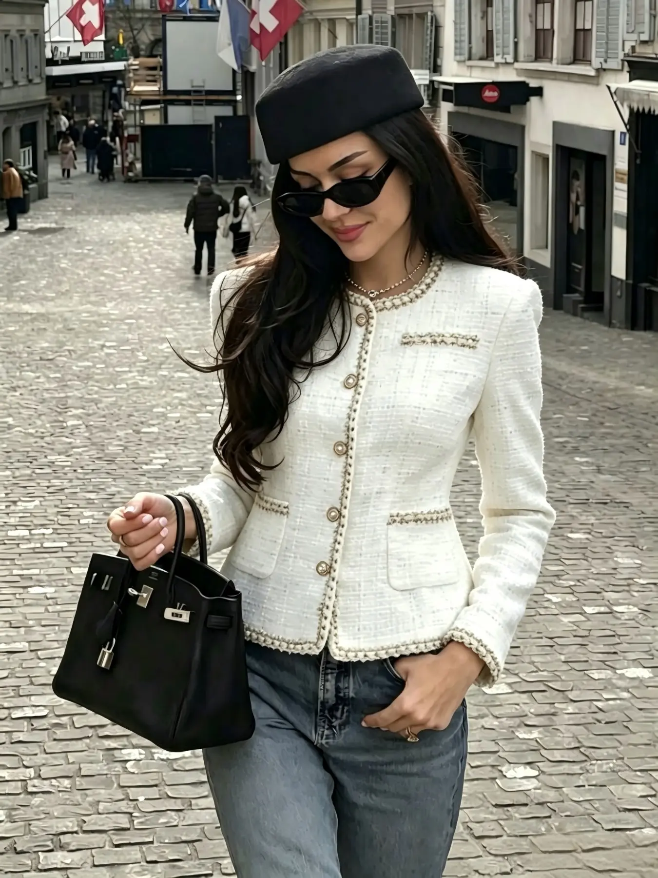 Fashionable Fitted Small Scented Tweed Button Jacket, Luxurious Versatile Solid Short Coat, Stylish Cropped Outerwear for Women, Perfect for Casual Wear, Womenswear