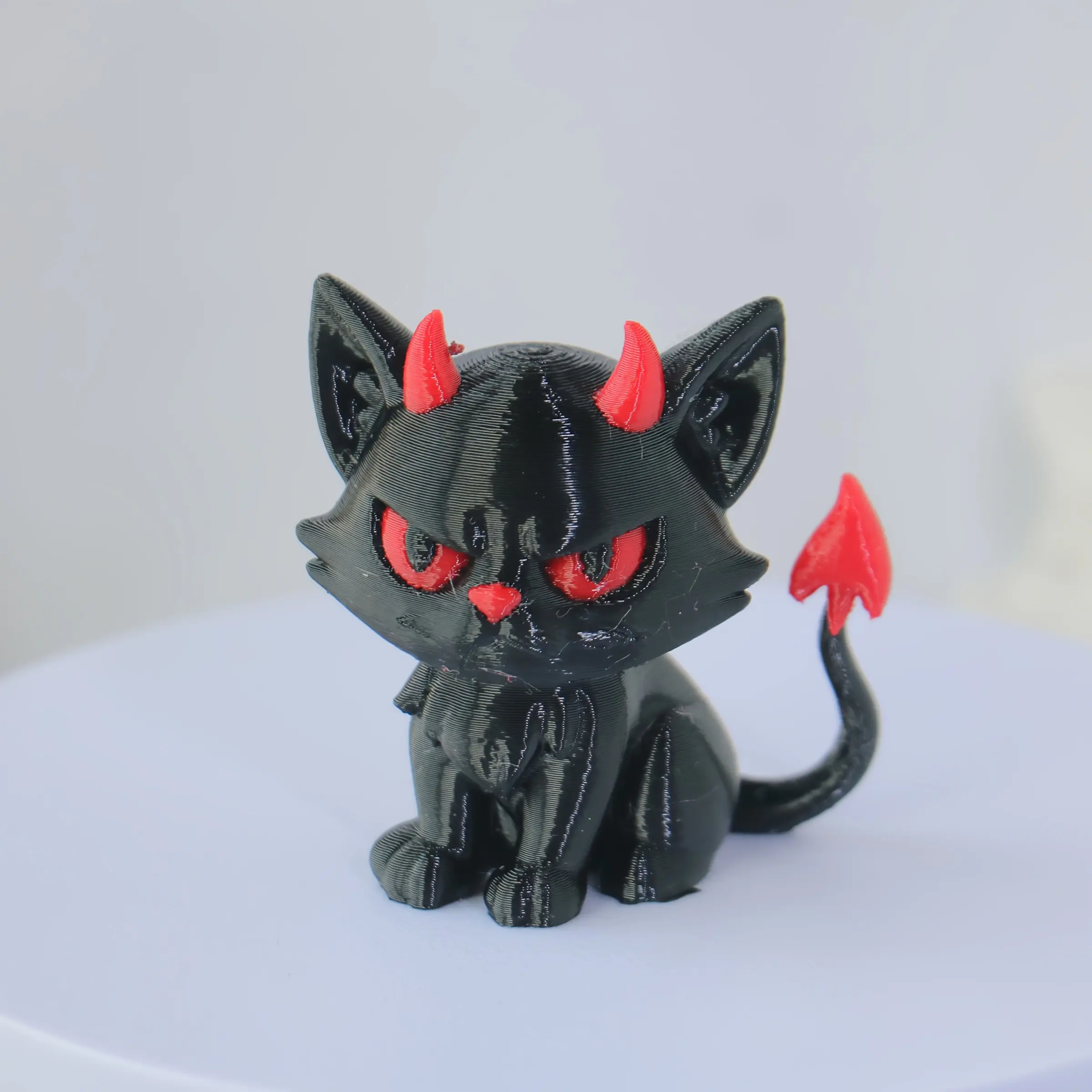 Gothic Devil Cat Statue, Durable Plastic Collectible, Ideal for Home Office Decor, Halloween Easter Birthday Gifts