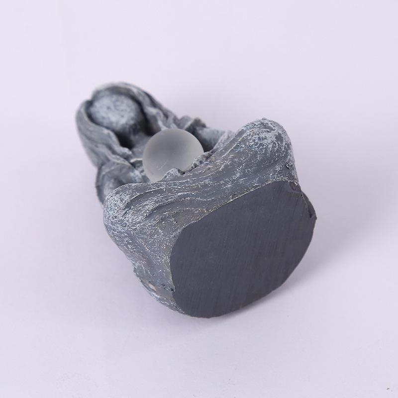 Moon Goddess Statue, 1 Count Creative Artistic Resin Ornament, Love Home Decor for Living Room, Bedroom and Garden, Ideal Decorative Ornament for Indoor & Outdoor