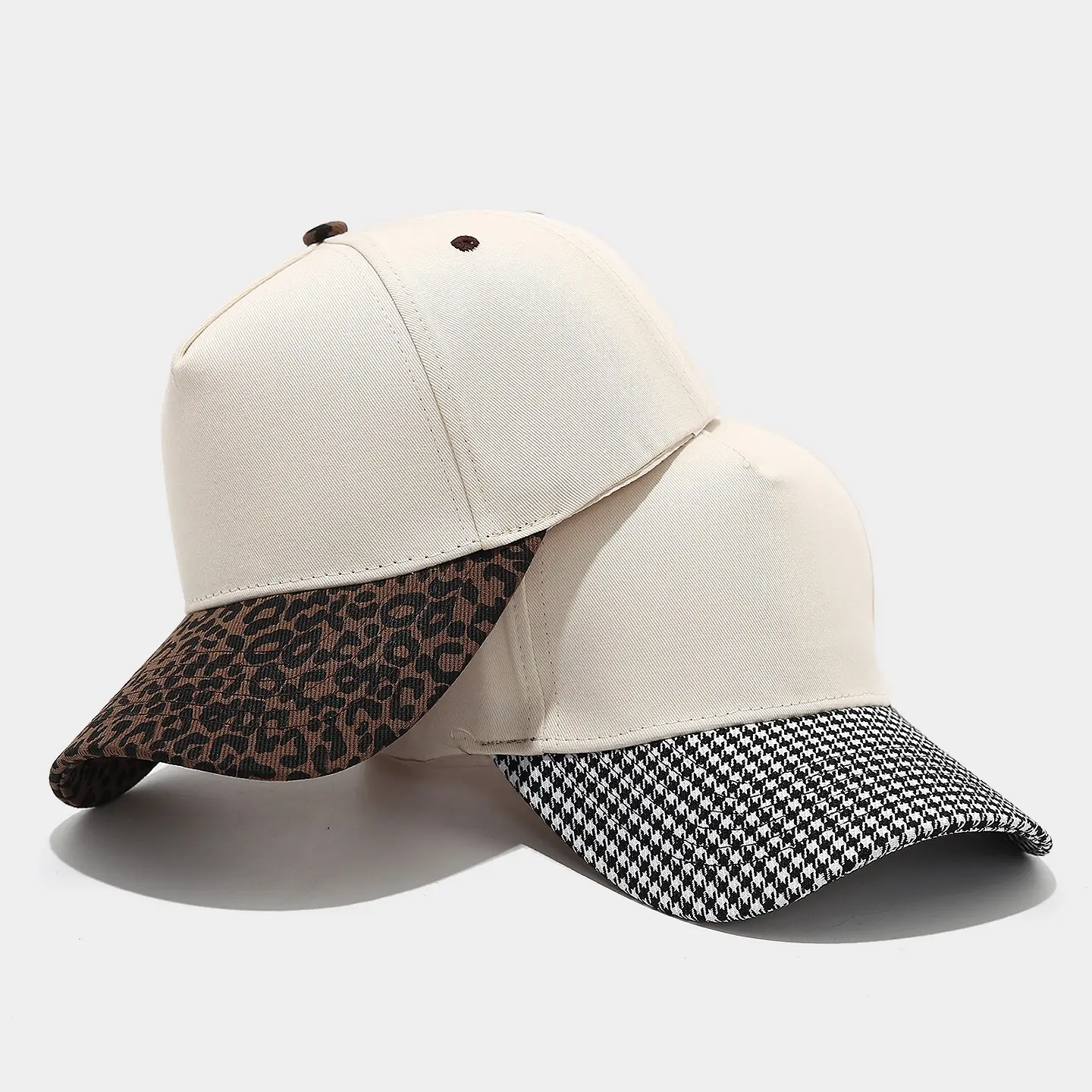 Blank Baseball Cap in Color Block Style, Universal Trucker Hat with Leopard Print Brim, Snapback for Streetwear, Snapback Cap