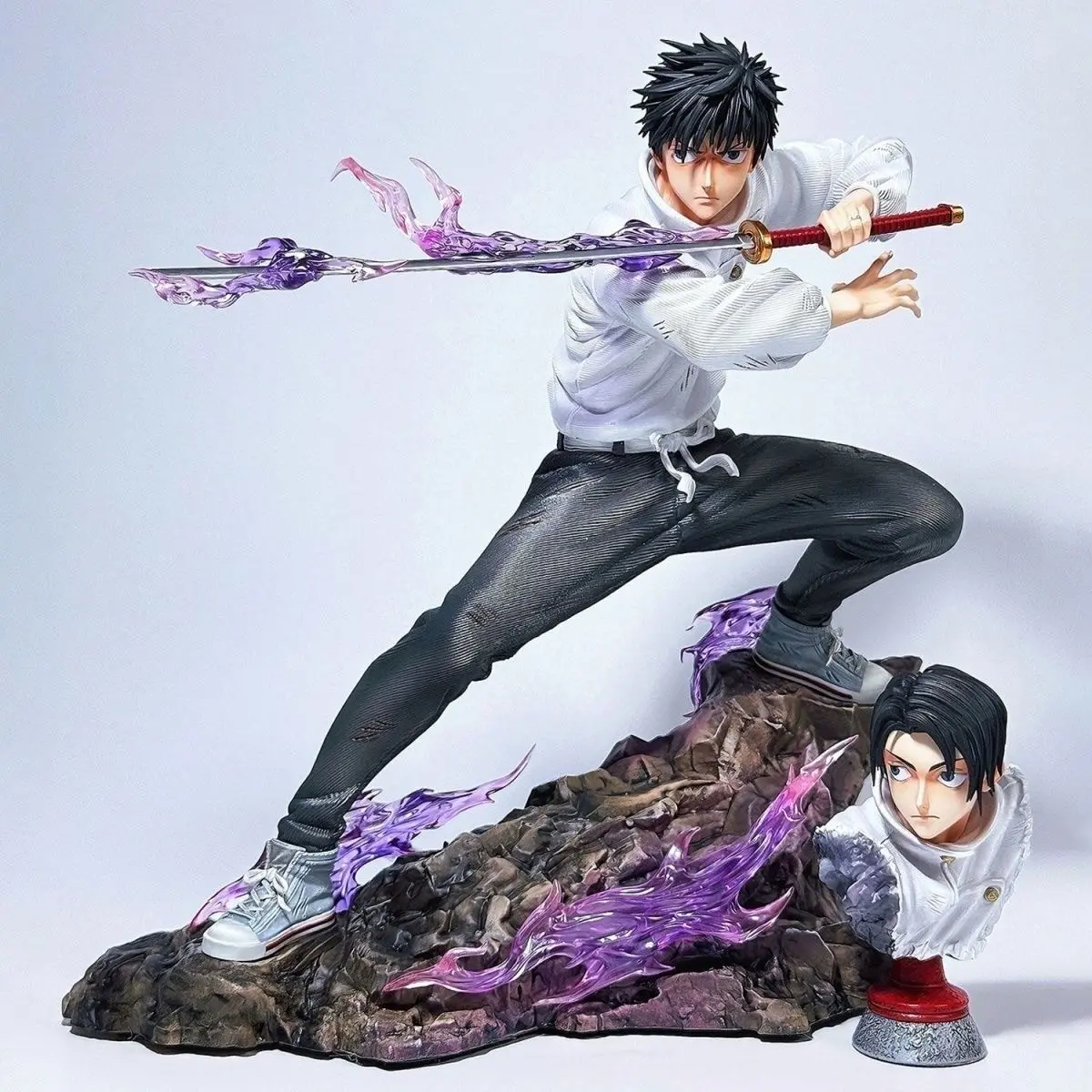 Jujutsu Kaisen Anime Figure, Yuji Tsukasa Desktop Decor, High-Quality Model Gift, Collectible Handmade Statue, Perfect for Fans