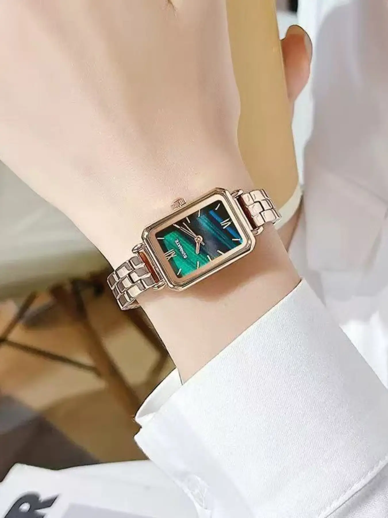 Women's Quartz Watch, Geometric Pattern, Mineral Glass Dial, 27mm Metal Case, Casual Style, Waterproof, Perfect Gift for Fashionable Women