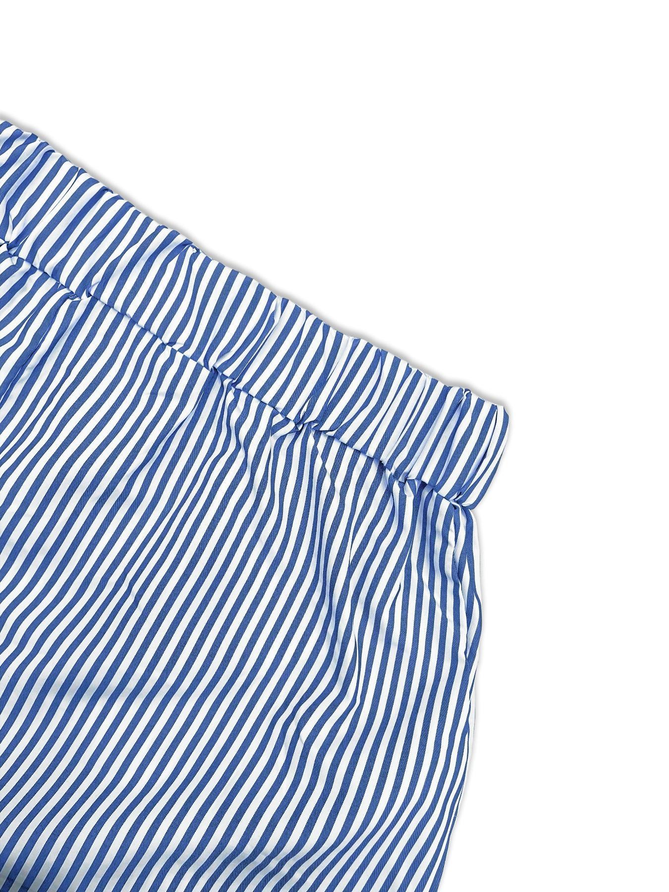 Women's Casual Striped Crop Top and Shorts Set, Fitted Ruched Design, Two-Piece, Perfect for Daily Wear