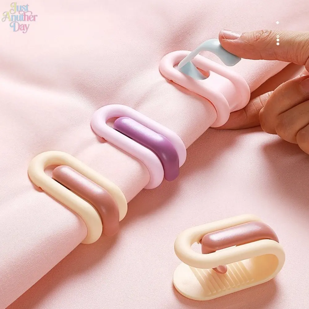 12 Pack Safe Needle-free Quilt Fixator Clips, No Hurt Invisible Anti-slip Duvet Cover Fasteners, Reusable Plastic Bed Sheet Blanket Gripper Clips for Preventing Quilt Shifting at Home