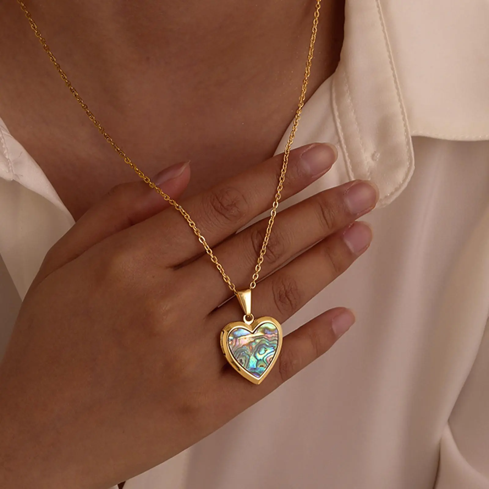 Women Heart Locket Necklace, Openable Shell Pendants, Stainless Steel Chain Adjustable, Vintage Jewelry