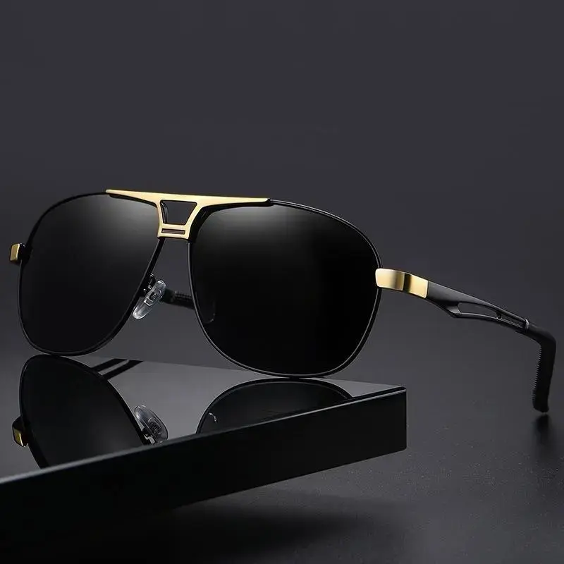 Men's Polarized Driving Sunglasses - Chameleon Auto-Tint Photo-Sensitive Color-Changing Lenses, UV Protection, Anti-Glare, Lightweight Outdoor Sport Eyewear for Driving, Fishing, Chameleon Sunglass Change Color, Auto-Tint Men's Sunglasses