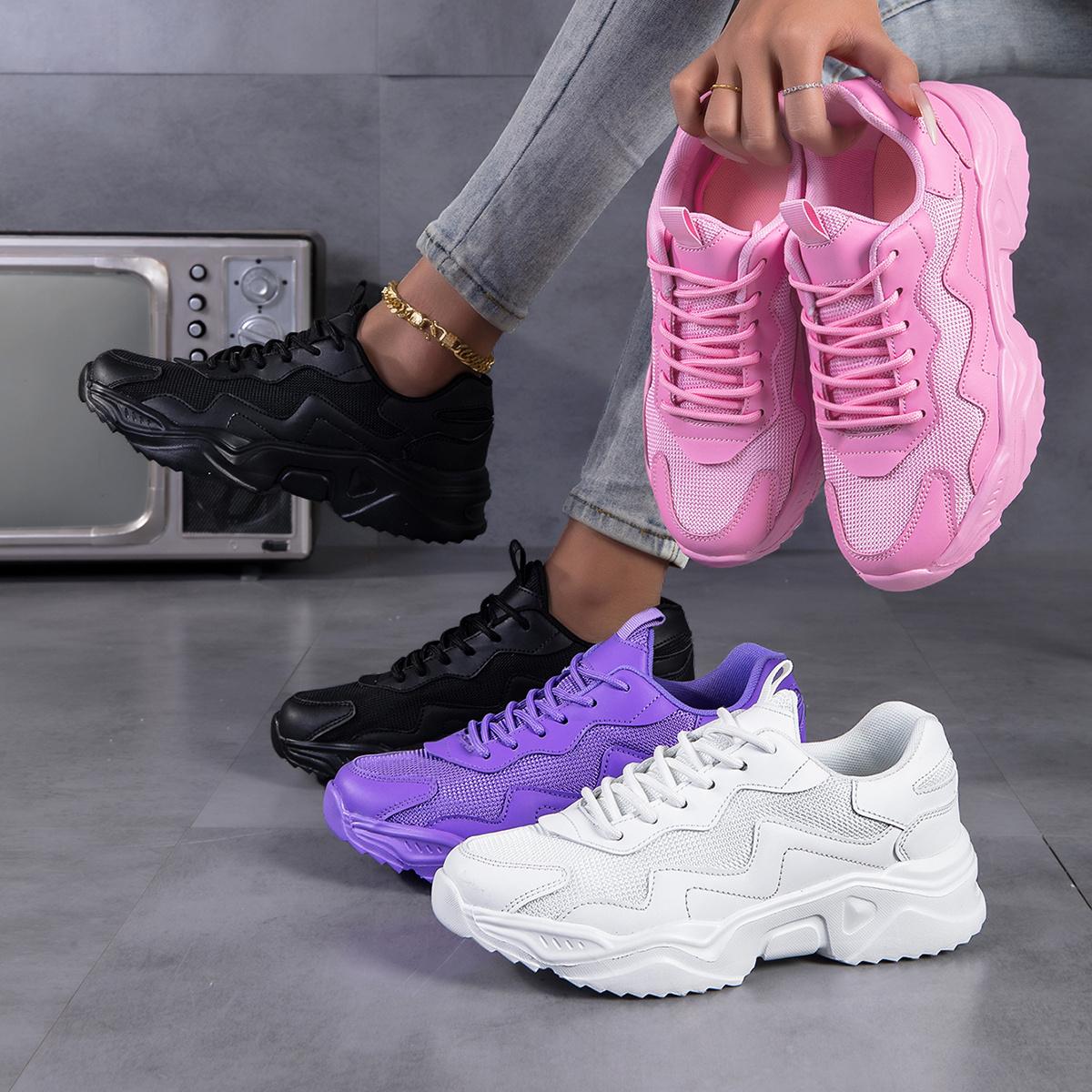 Women's breathable running sneakers featuring excellent shock absorption and non-slip performance; stylish and versatile casual sports shoes with a low-cut fabric upper and EVA  fashionable walking shoes suitable for all seasons providing comfortable.