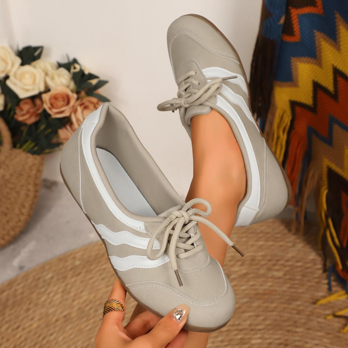 Women's Lace Up Casual Trainers Lightweight Breathable Walking Shoes for Travel Outdoor All Year Round Comfortable Wavy Stripe Fashion Flats Stylish Everyday Sneakers for Women