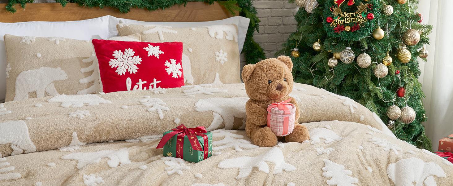 Christmas Comforter Set Queen, Christmas Bedding Set with Bear, Beige Fleece Plush Comforter for Winter, 3 Pieces, 1 Soft Comforter and 2 Pillowcases