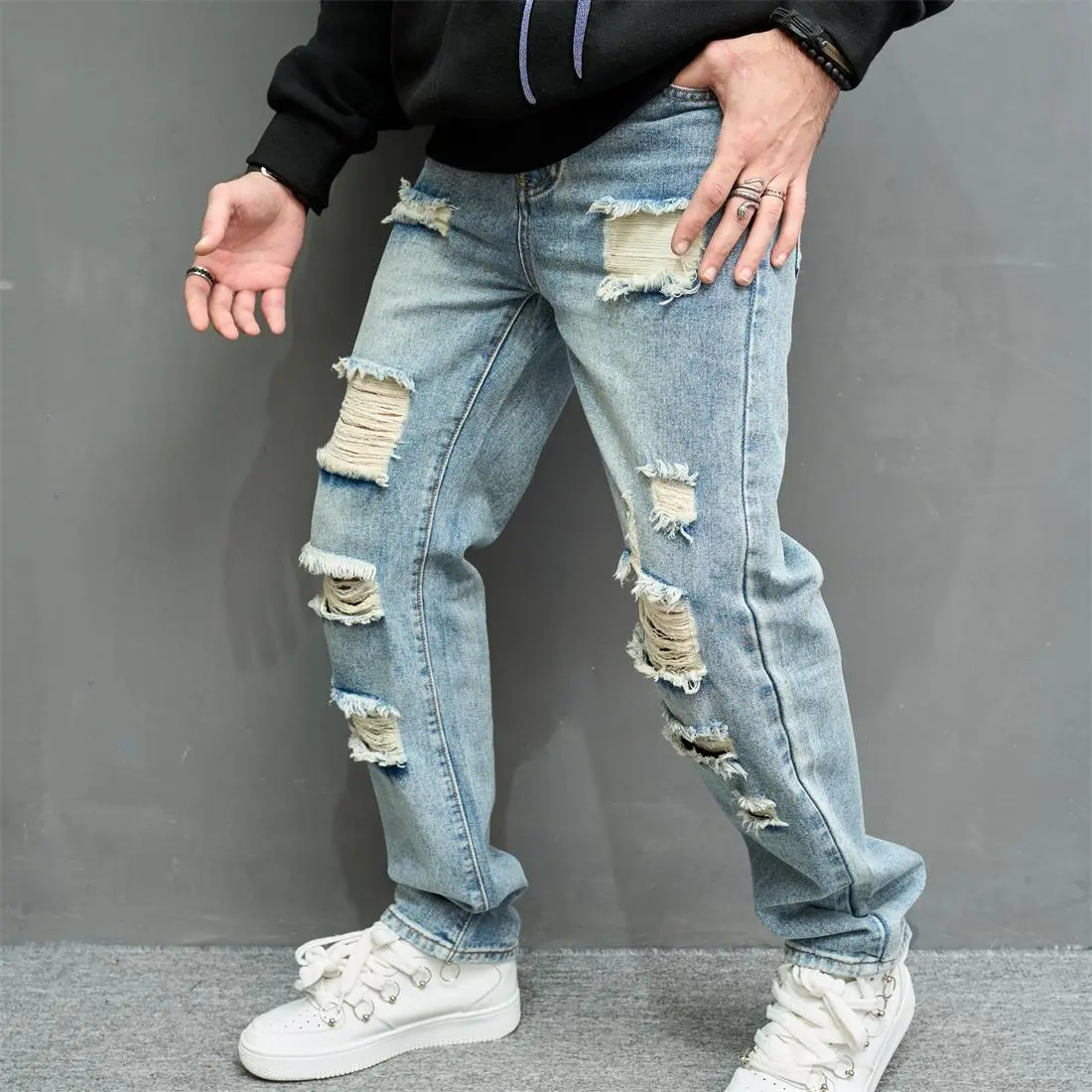 Streetwear Ripped Jeans for Men, Loose-Fit Straight Leg Hip-Hop Style in Plain Cotton Denim (Asia Sizing), Menswear, Hip-Hop Street, Ripped Holes, Straight-Leg Pants, Wash Effect, Aesthetic Men's Jeans
