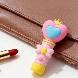 Magic Wand Spray Bottle, Portable Reusable 0.17oz, Heart-Shaped Magic Wand Sprayer, Mini Makeup Mist, Travel Essential Cute Dispenser