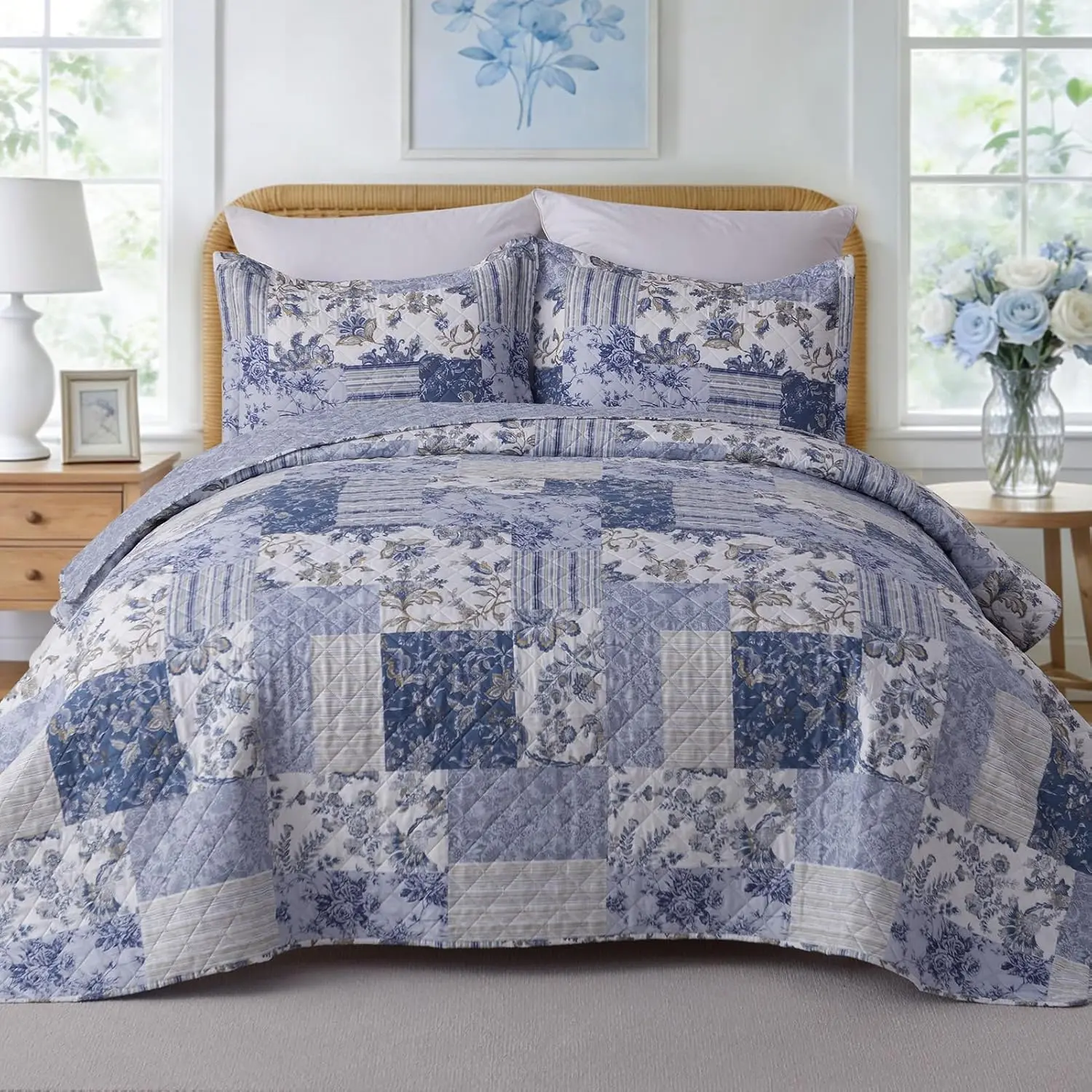 XL  Quilt Set 90" × 96" Reversible Blue Floral Bedspread |  Size Quilt Set, Reversible Floral Bedspread with 2 Pillow Shams, Lightweight Coverlet for Spring Summer
