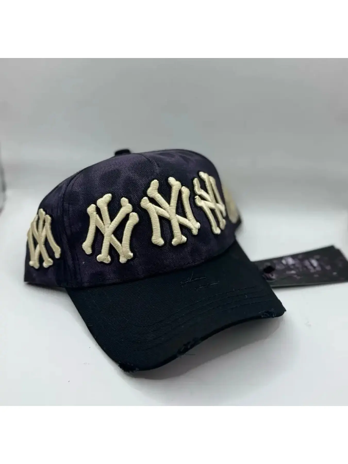 High-quality purple men's hat