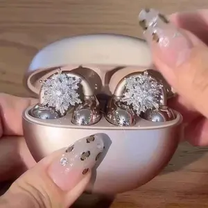 2‑in‑1 Design: Combine wireless earphones with delicate earrings, wear as stylish jewelry while enjoying music