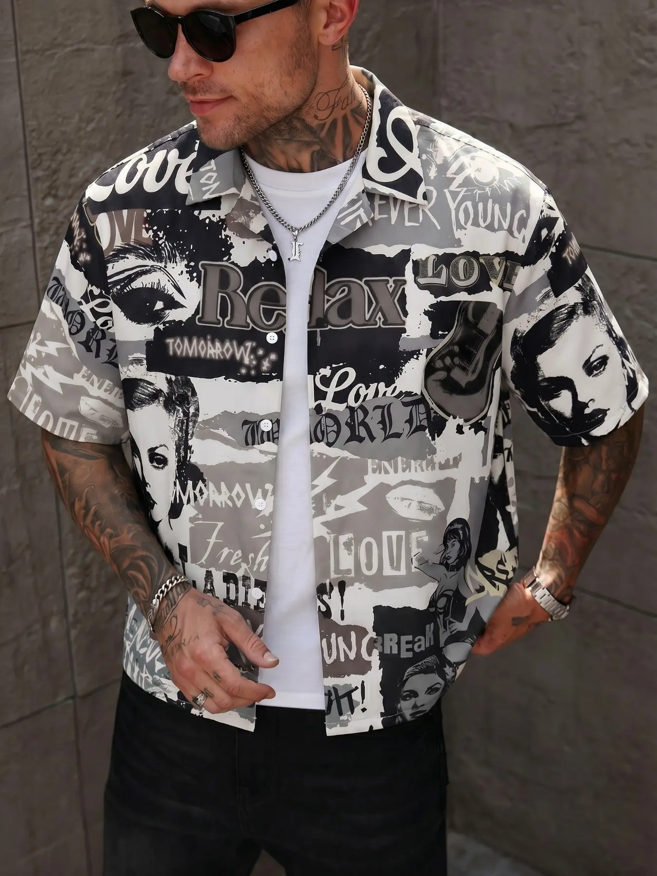 Men's Vintage Pop Art Graphic Print Casual Printed Short Sleeve Button Down Shirt - Loose Fit Cuban Collar Streetwear Casual Beach Summer Top