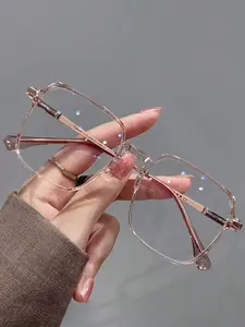 1 pair of unisex glasses, can relieve visual fatigue, suitable for scenarios such as watching computers, TV, playing games, and using mobile phones. Transparent lenses for eye care and fashionable glasses accessories