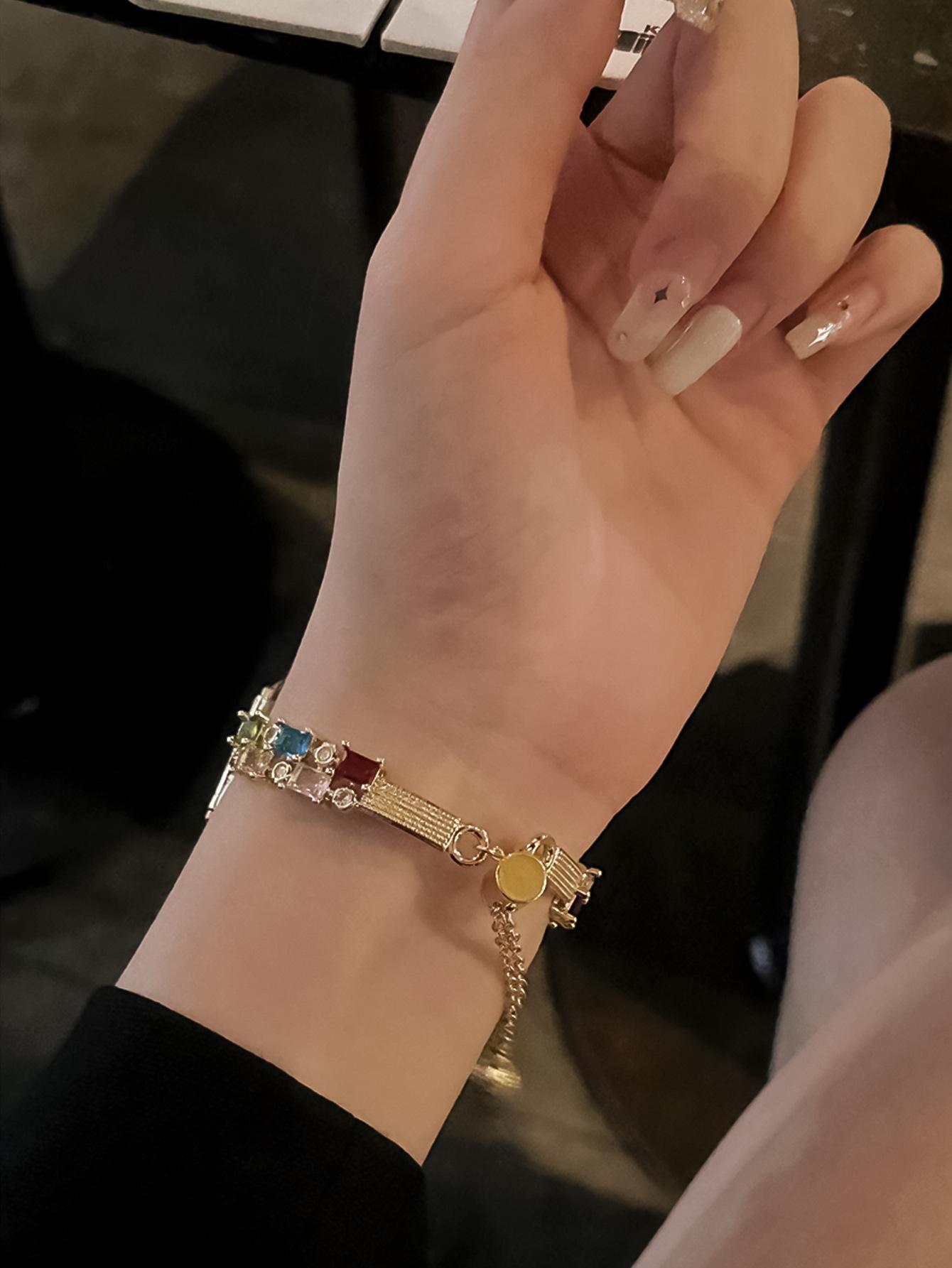 Candy Square Rhinestone Bracelet Watch Band, Stylish Strap Compatible With Apple Watch Series 4 5 6 7 8 9, Shiny Elegant Design For Women's Daily Wear