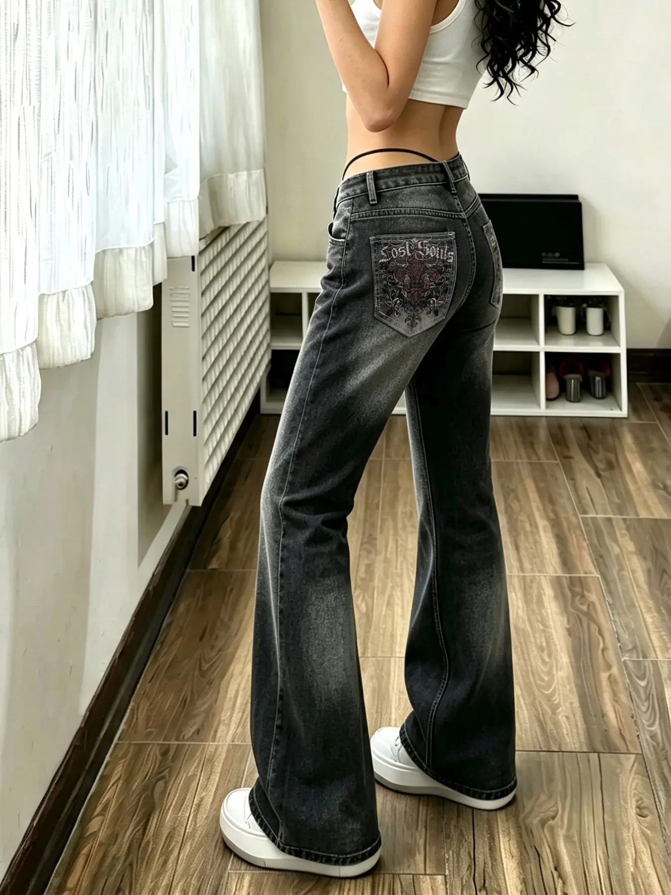 Mid Rise Black Grey Gradient Wash Flare Jeans for Women, Vintage Letter Print Back Pocket Slim Bootcut Denim Pants, Retro Y2K Streetwear Trousers for US & Latin Girls Daily Casual Outfits