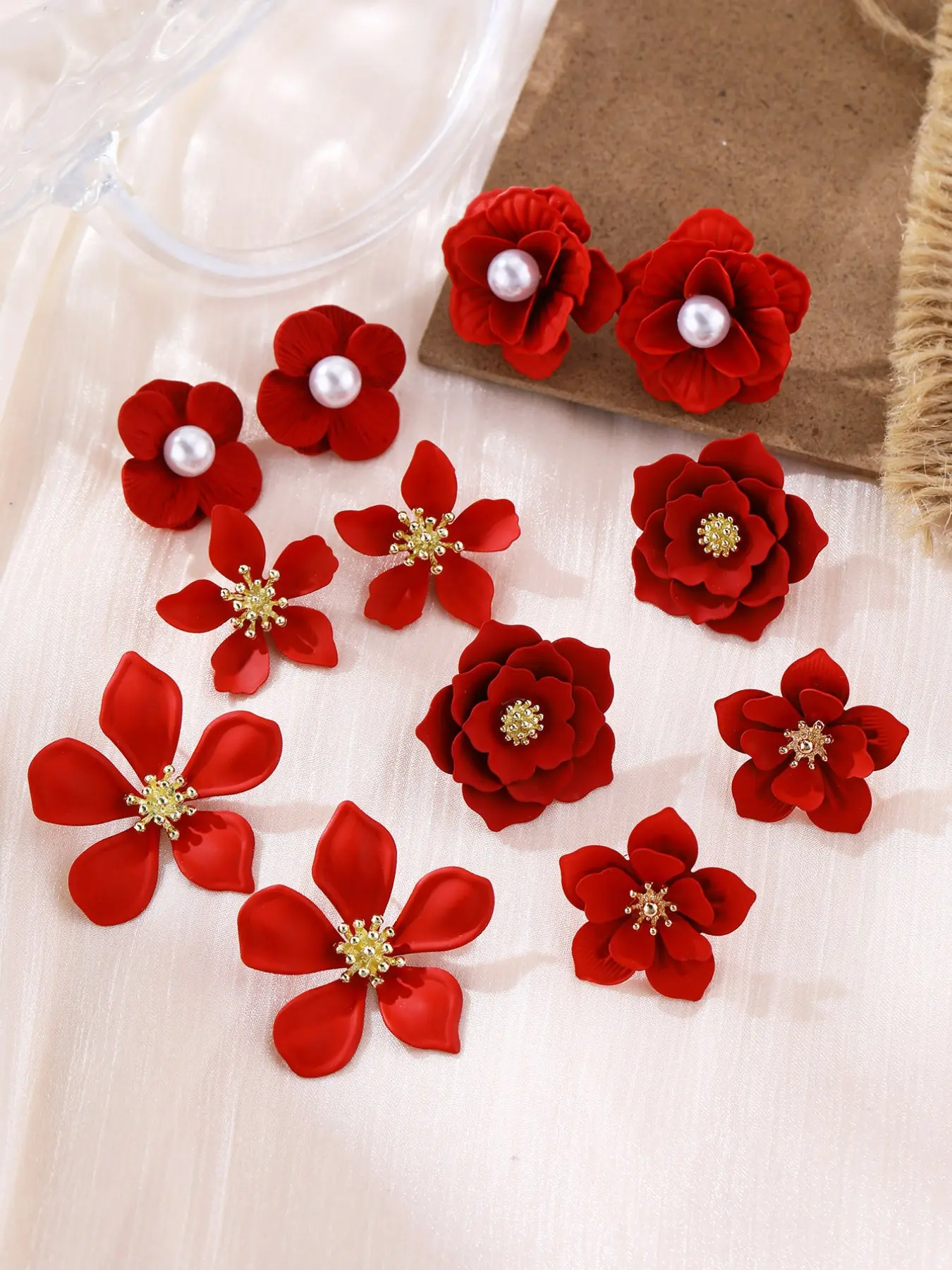 Matte 3D Floral Stud Earrings Set of 6 Pairs, Imitation Pearl Flower Center Vintage Whiteening Daily Commute Gentle Girl Versatile Flower Design Earrings