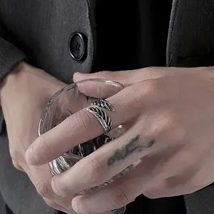 2pcs Vintage Angel Bat Wing Demon Eye Hip Hop Adjustable Couples Rings for Men Women Retro Silver Color Jewelry Party Daily