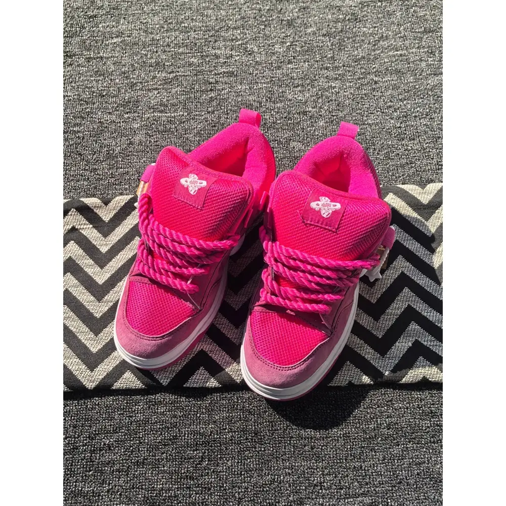 New Trendy Rose Sneakers, Casual Sporty Sneakers, Simple Fashion Brand, American High Street Style, Unisex Casual Shoes, Wear-Resistant Anti-Slip, Textile Sneakers, Sports Shoes, Stylish Sneakers, Footwear Sneakers