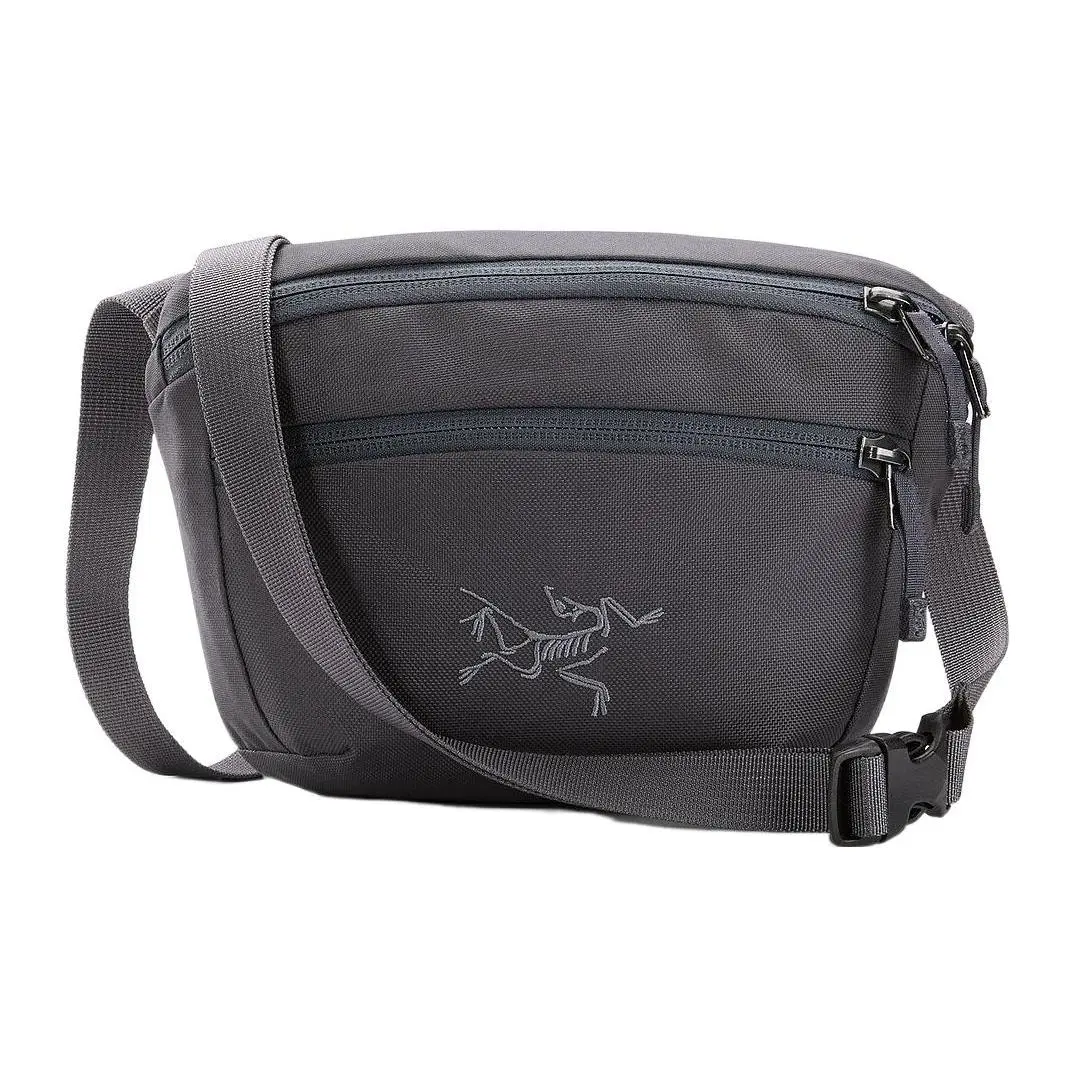 Arc'teryx Mantis 1.5L Recycled Polyester Casual Unisex Outdoor Zip Bag – Graphite