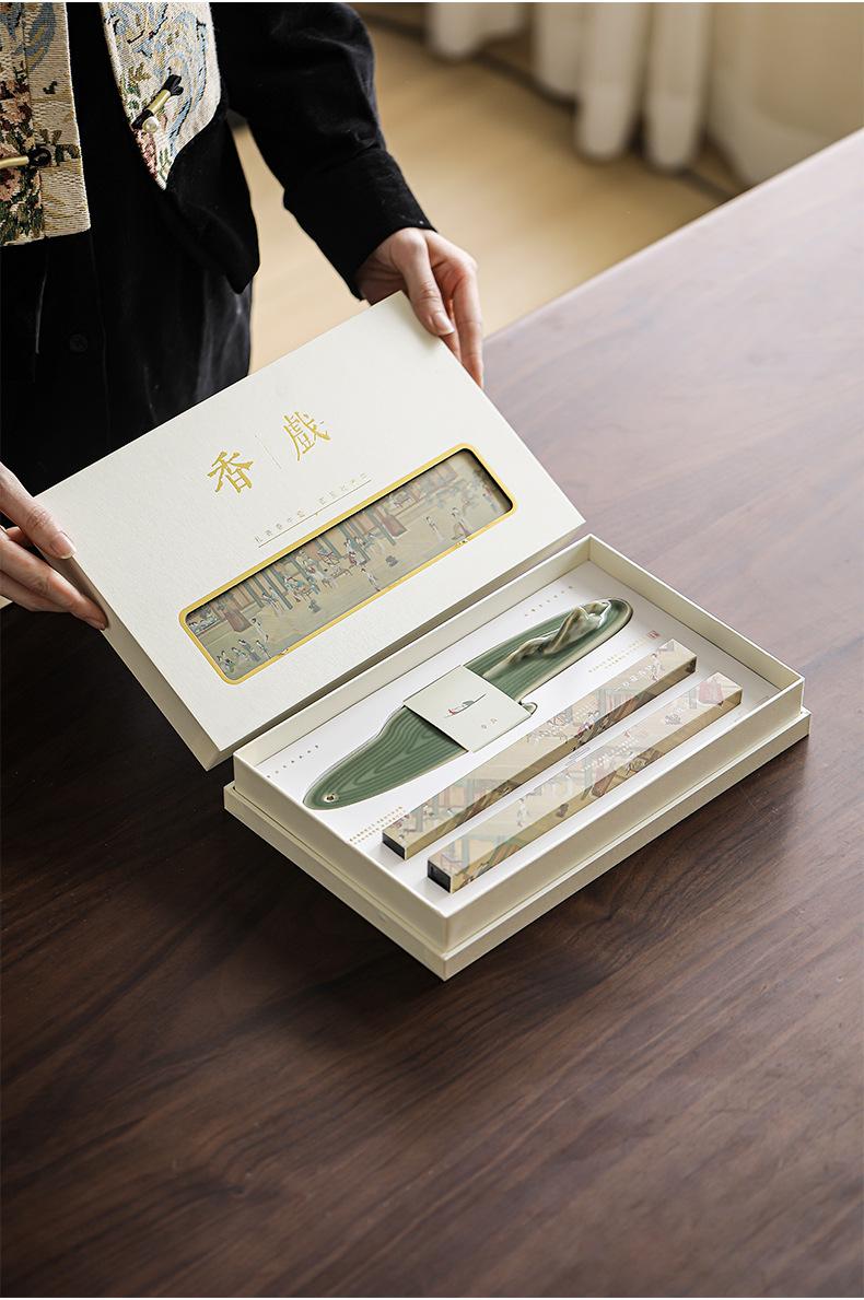 Vietnam Nha Trang Agarwood & Sandalwood Incense Gift Set with Incense Holder Perfect for Gifting Fragrant Aromatherapy Set incense stick fragrance