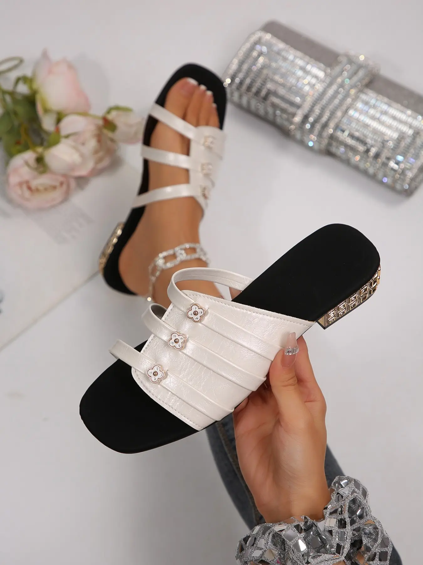 Women's Shiny Two-Band Rhinestone Flower Sandals, Metal Floral Square Heel Slip-Ons, Multicolor Leather Mules, Summer Party Fashion Shoes, Fashionable Heeled Sandals, Glitter Heeled Sandals