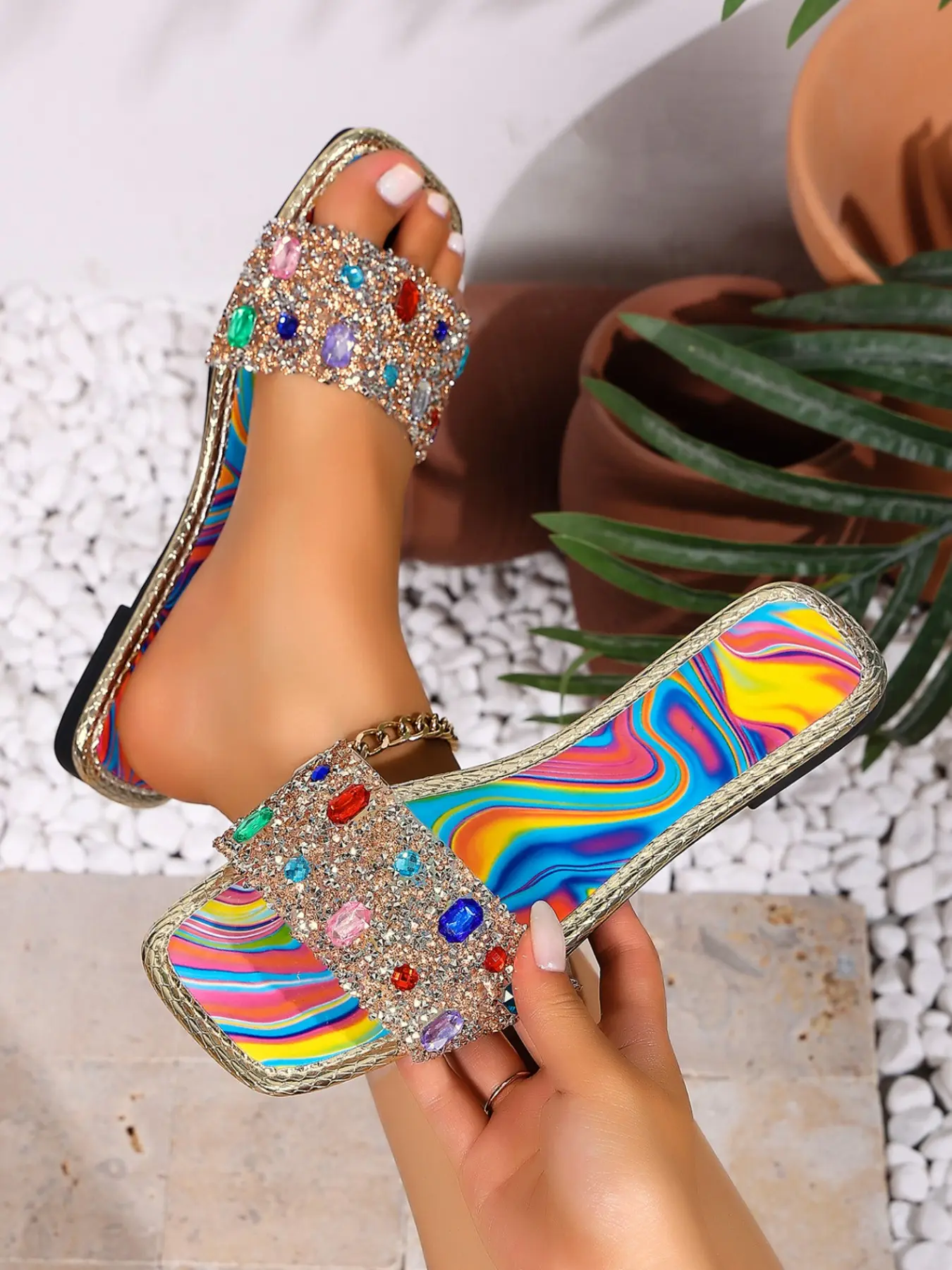 Women's Size 40-44 Plus Size Rainbow Rhinestone Flat Sandals, Soft Outdoor Shopping Beach Casual Slippers, Comfortable Summer Footwear