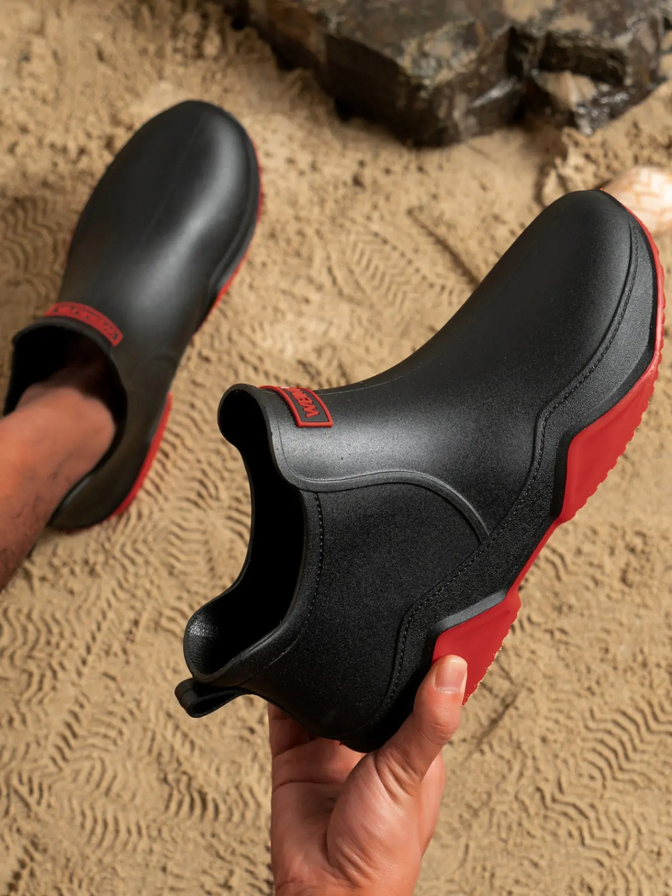 New Summer Women's Thick Sole Water Shoes, Fashion Short Tube Rain Boots, Comfortable Waterproof Slippers, Non-Slip Soft Bottom, Lightweight Slip-On