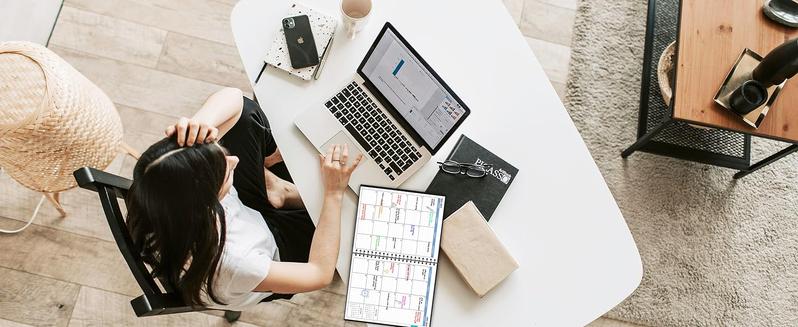 Monthly Planner20252026 (7.4'' x 9.6''), 2025 Calendar 18 Months Planner from Jan 2025Jun 2026, Academic Planner with Monthly Tabs  Pocket, Perfect for School  Work, 120GSM Thick Paper, Black